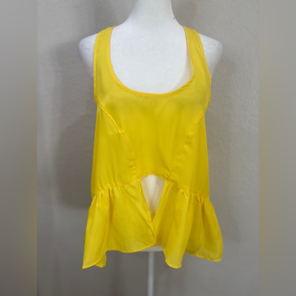 LAST KISS NWT Yellow Sleeveless Women's cute Top